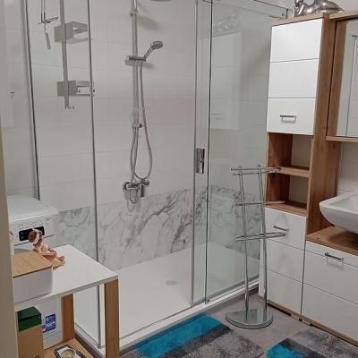 F2da38 31696993702d425eb36bac96f8f96051mv2