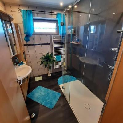 F2da38 78f755da9d484ac0aaaa132751bf58e7mv2