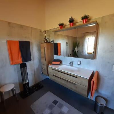 F2da38 79e9349809514bdfb44512175706adebmv2